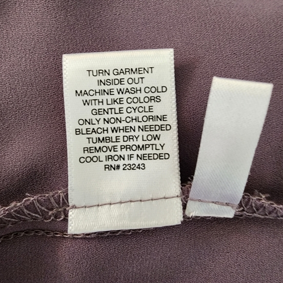 Soho New York & Company Jeans purple/mauve 3/4 sleeve blouse - Picture 5 of 7